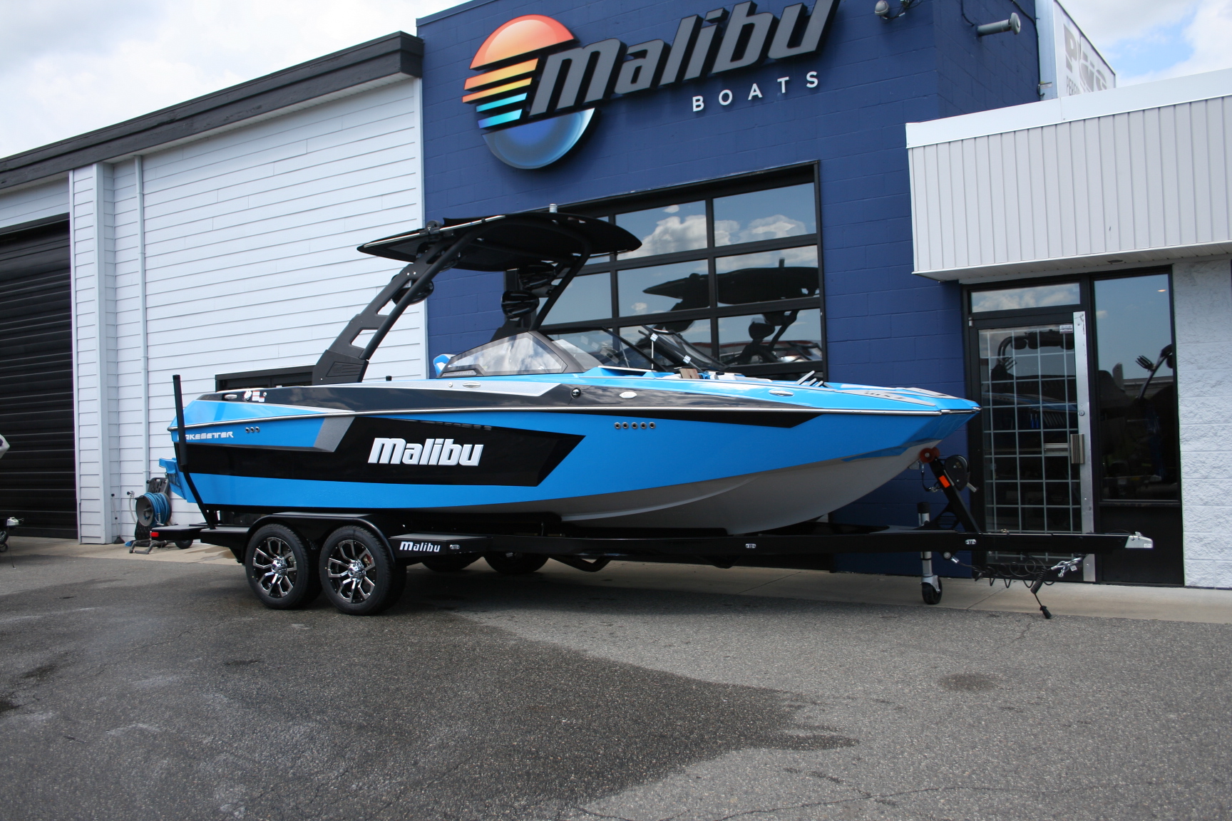 Performance WaterSports | Ski, Wake, Surf & Aluminum Boats